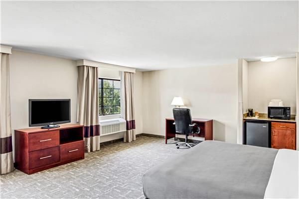 Quality Inn & Suites Vail Valley photo 2