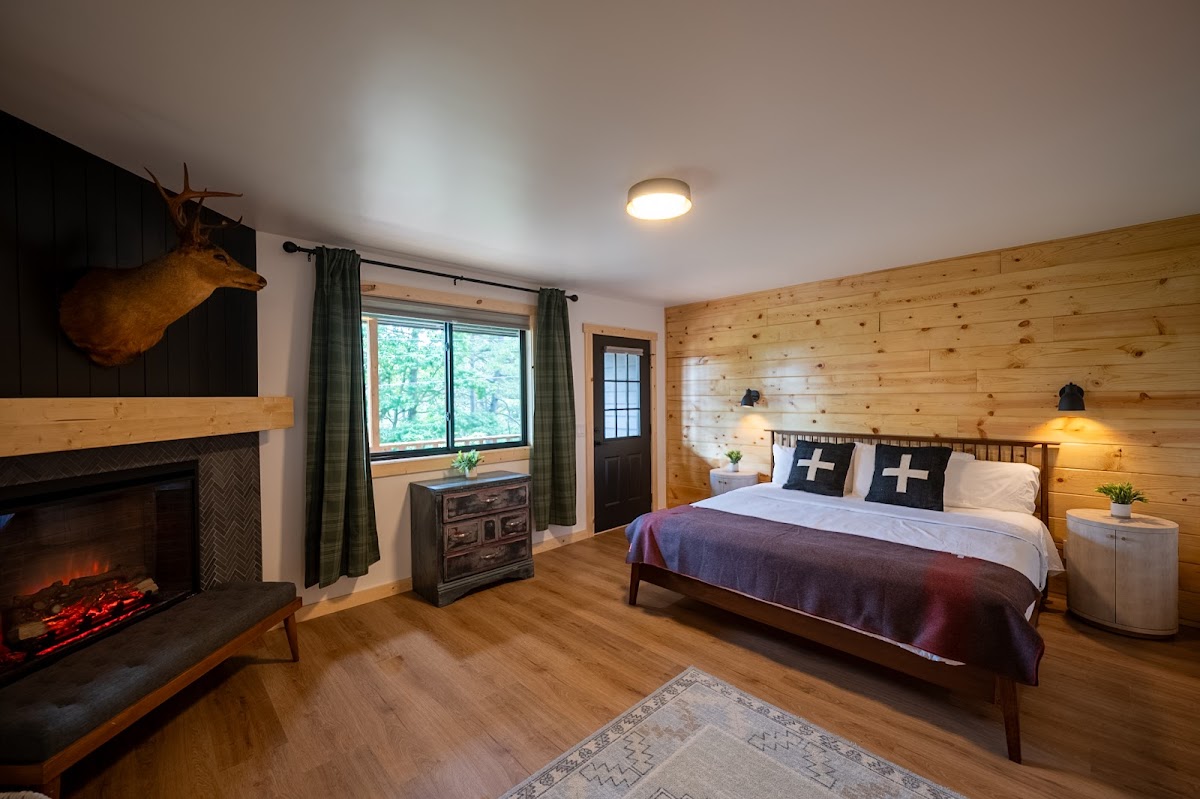 The Woodsman Lodge photo 2