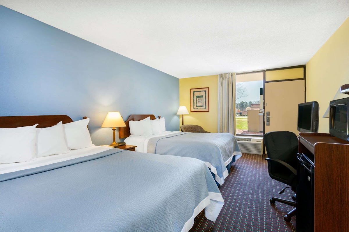 Days Inn by Wyndham Mocksville photo 2