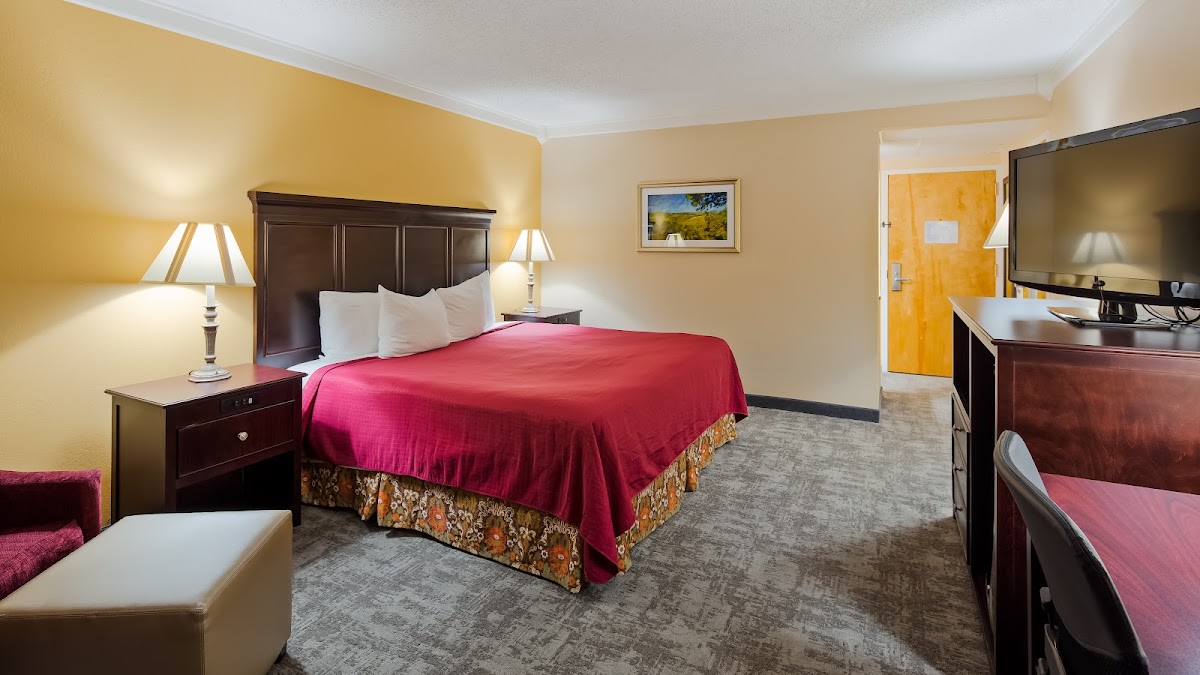 Osage Creek Lodge photo 2