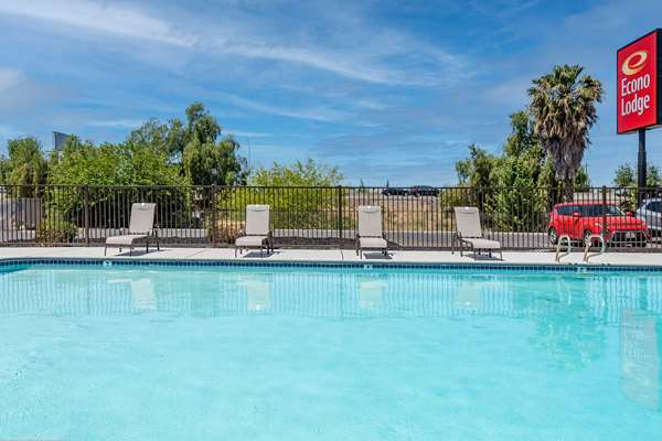 Econo Lodge Stockton near I-5 Fairgrounds photo 3