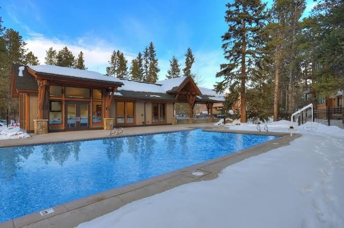 Tannenbaum By The River Condominiums by Ski Country Resorts photo 3