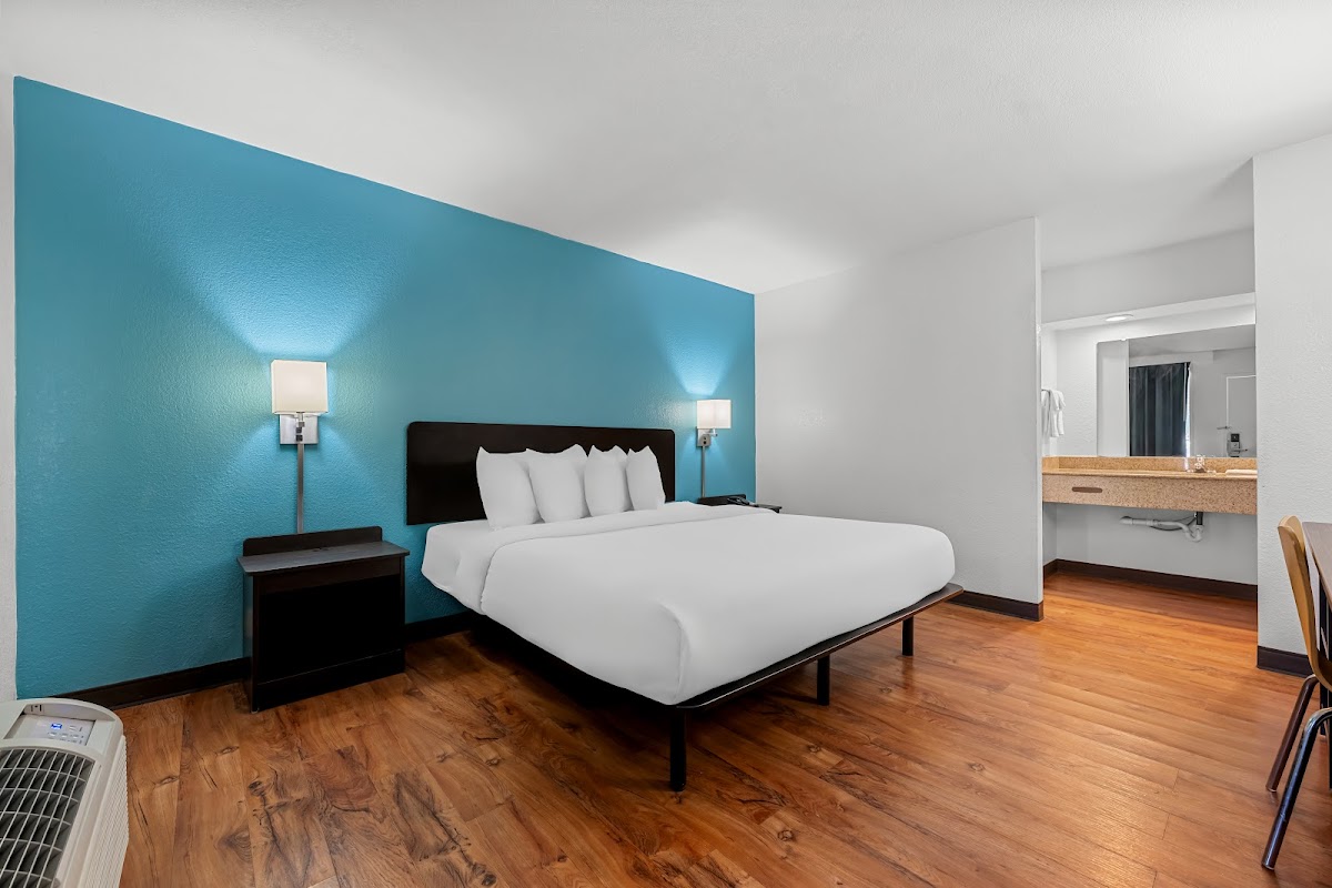 Americas Best Value Inn Hamilton photo 2