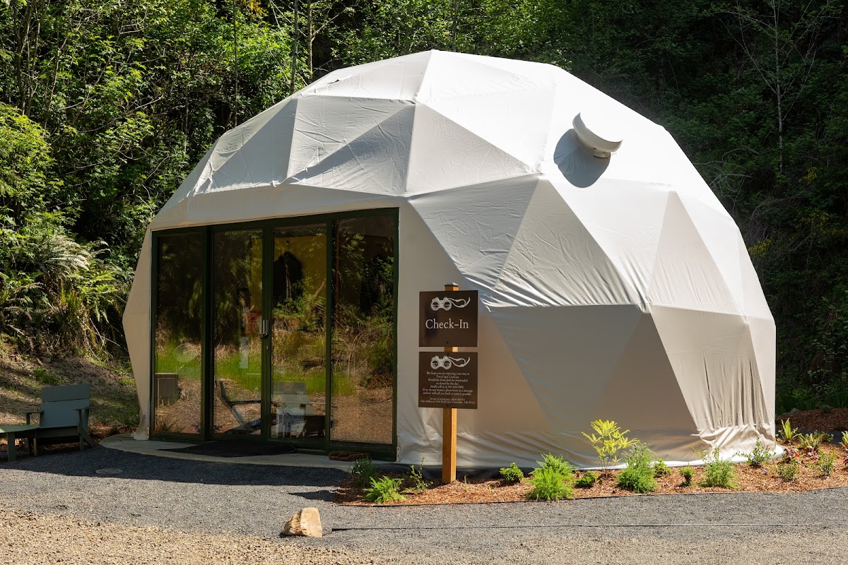 Two Capes Lookout (glamping)