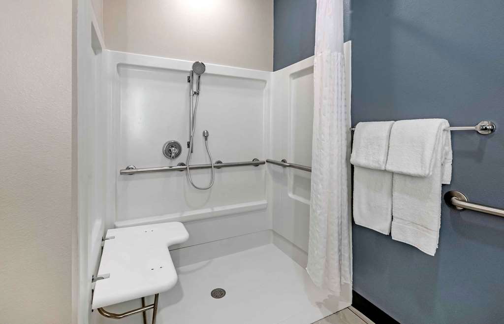 Extended Stay America Premier Suites- San Diego - San Marcos photo 3