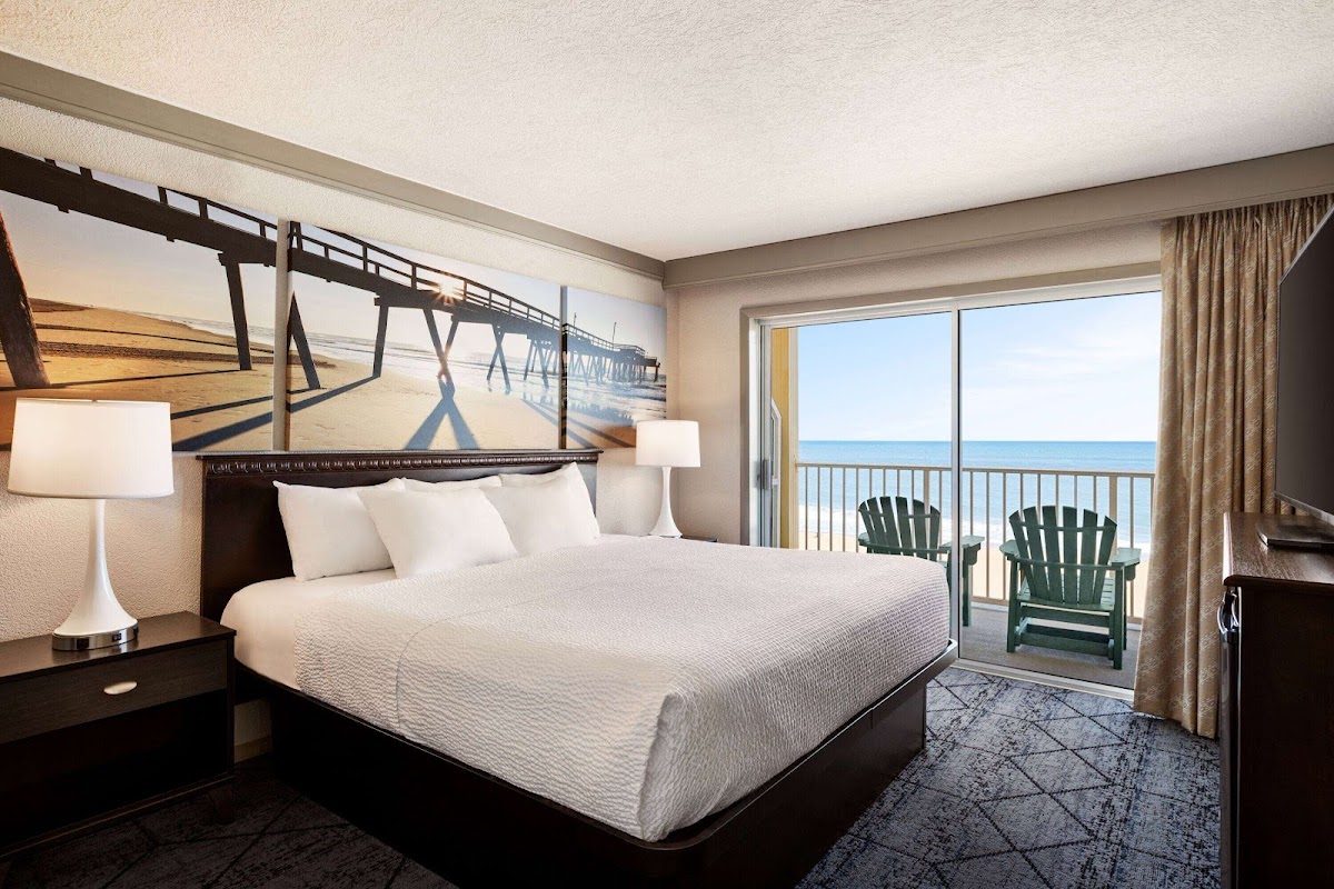 Days Inn by Wyndham Ocean City Oceanfront photo 2