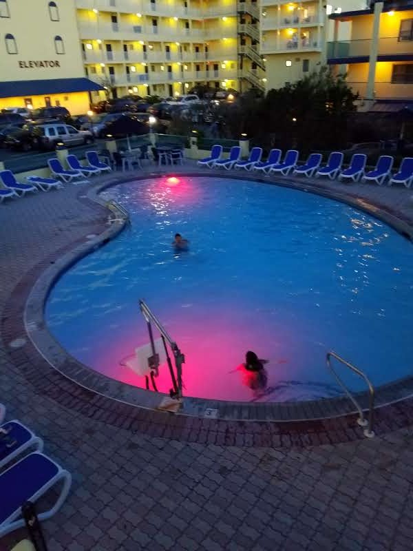 Days Inn by Wyndham Ocean City Oceanfront photo 3