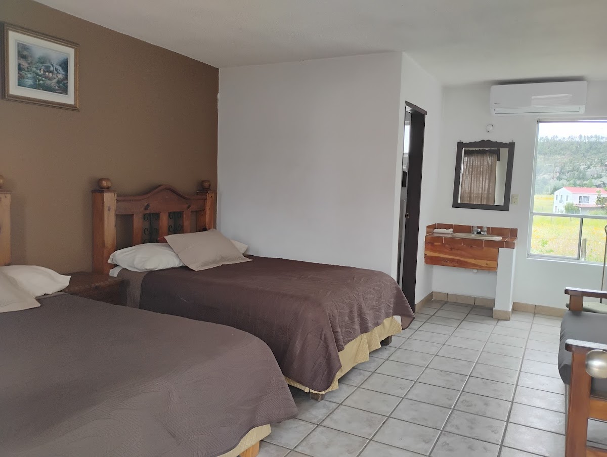 HOTEL REAL DE CREEL photo 2
