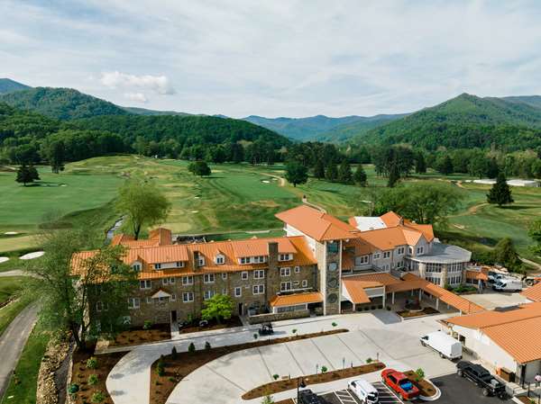 Waynesville Inn and Golf Club, Tapestry Collection by Hilton