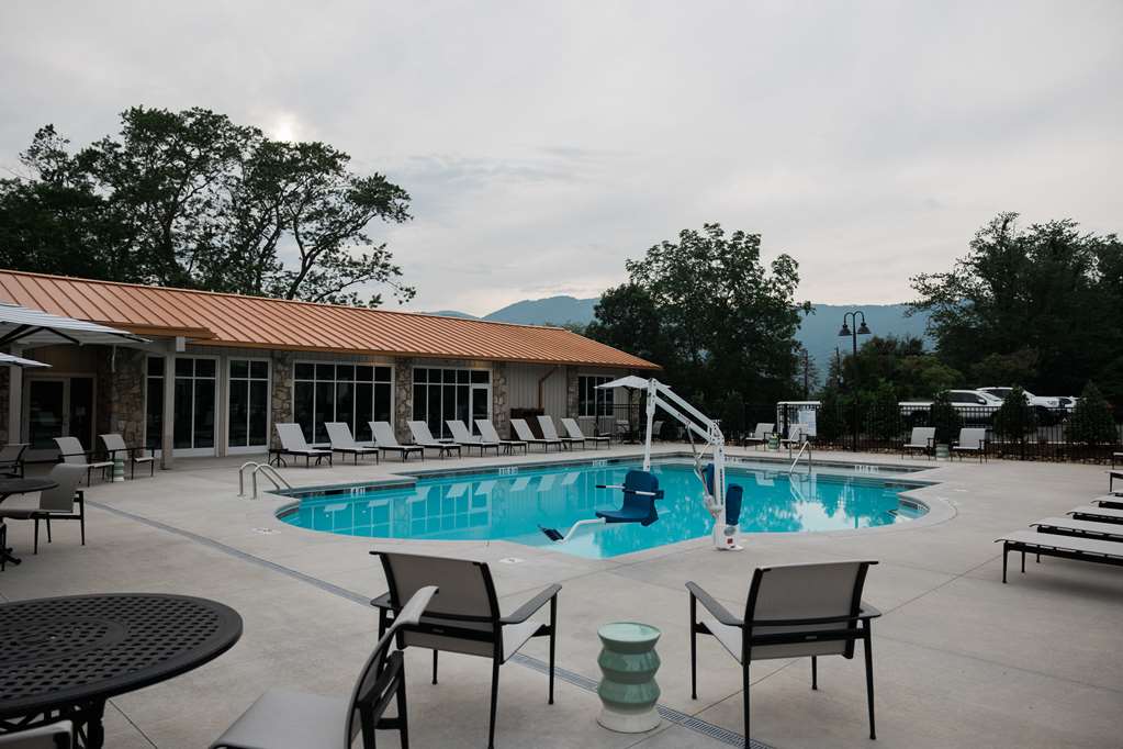 Waynesville Inn and Golf Club, Tapestry Collection by Hilton photo 3