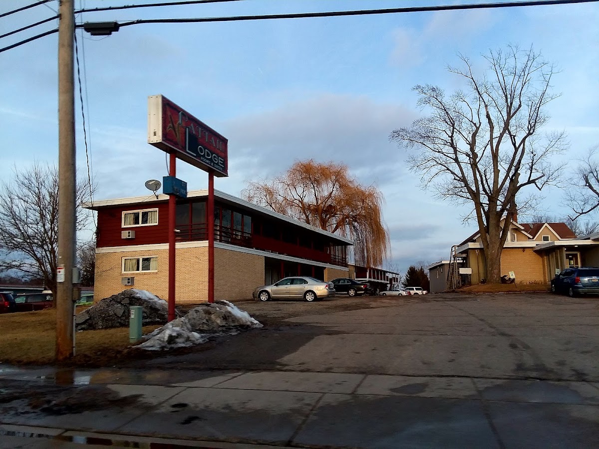 Cattail Lodge photo 2