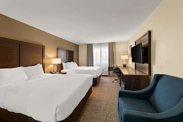 Comfort Inn & Suites Atoka photo 2
