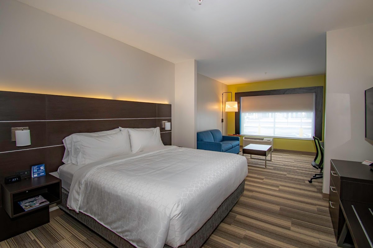 Holiday Inn Express & Suites Tonawanda - Buffalo Area by IHG photo 2