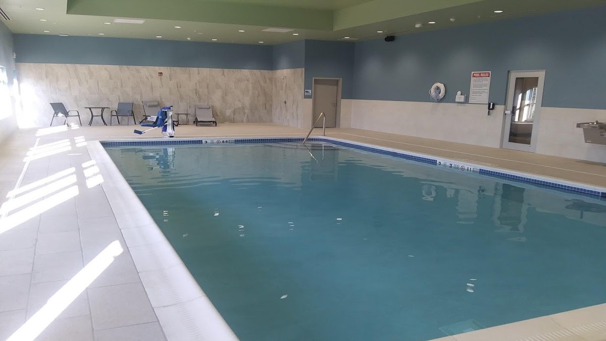 Holiday Inn Express & Suites Tonawanda - Buffalo Area by IHG photo 3