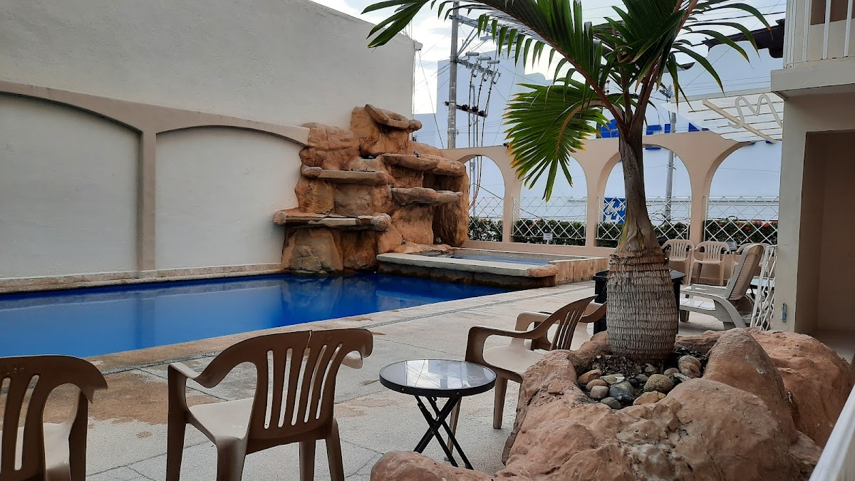 Hotel Marjes photo 2