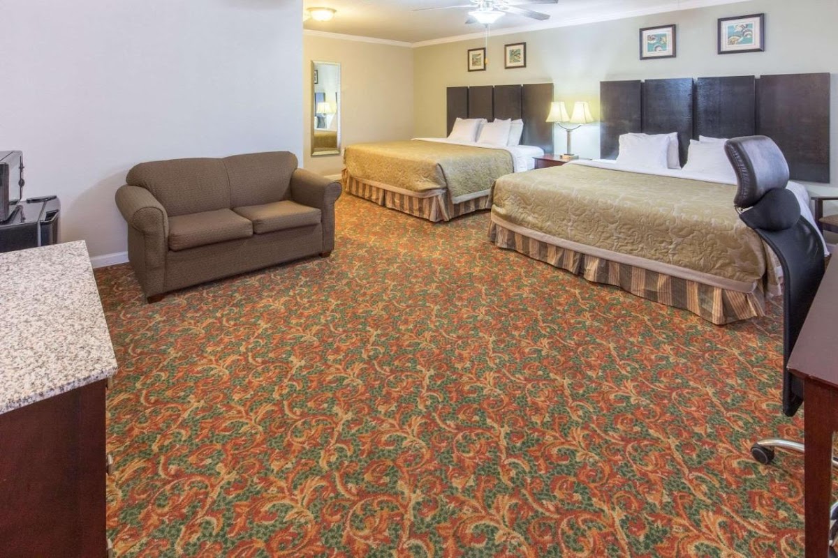 Global Inn photo 2