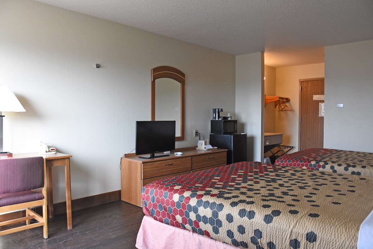 Econo Lodge Maquoketa photo 2