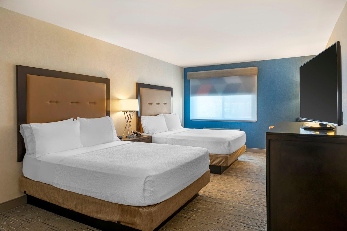 Holiday Inn Express San Bernardino - Colton by IHG photo 2