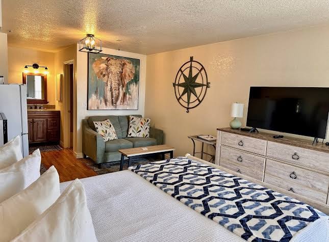 Shangri-La River Suites Motel photo 2