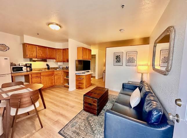 Shangri-La River Suites Motel photo 3