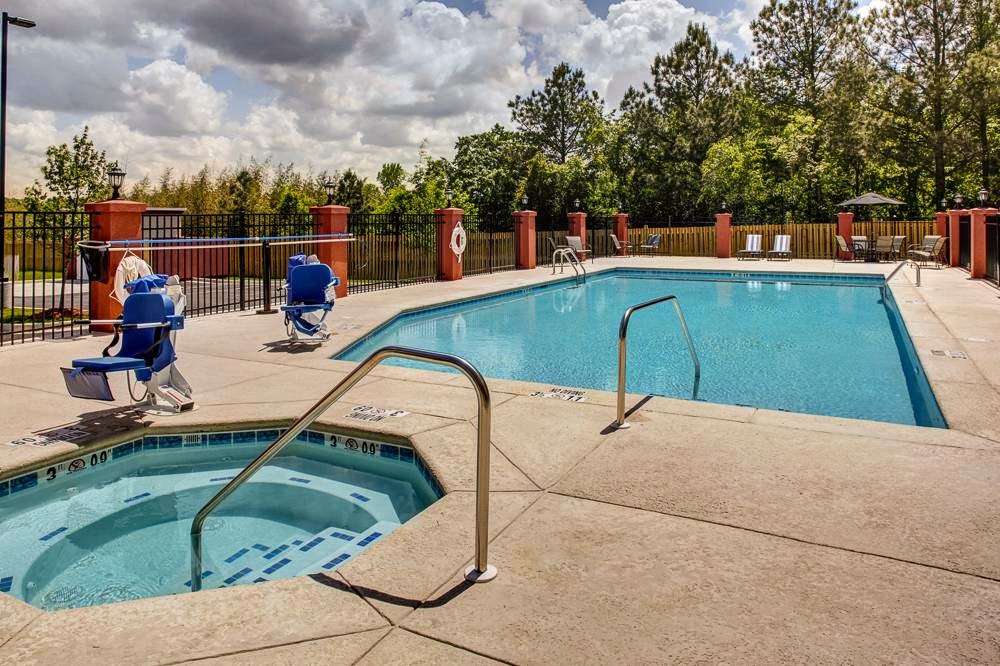 Hampton Inn Thomson photo 3