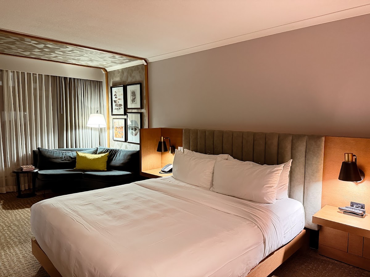 The Duniway Portland, a Hilton Hotel photo 2