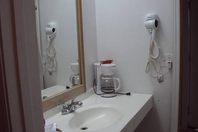 Dixie Plaza Hotel photo 3