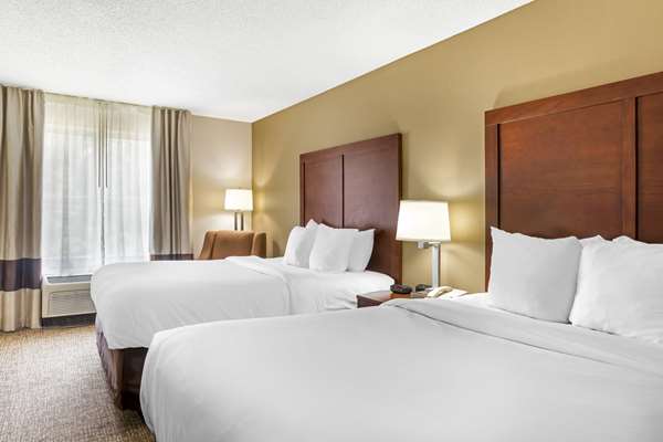 Comfort Inn & Suites Blytheville photo 2