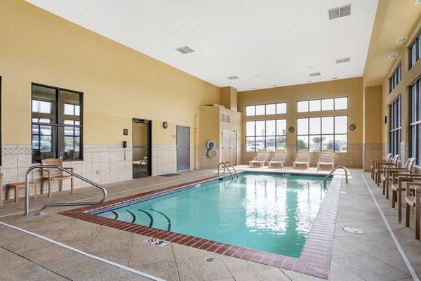 Comfort Inn & Suites Blytheville photo 3