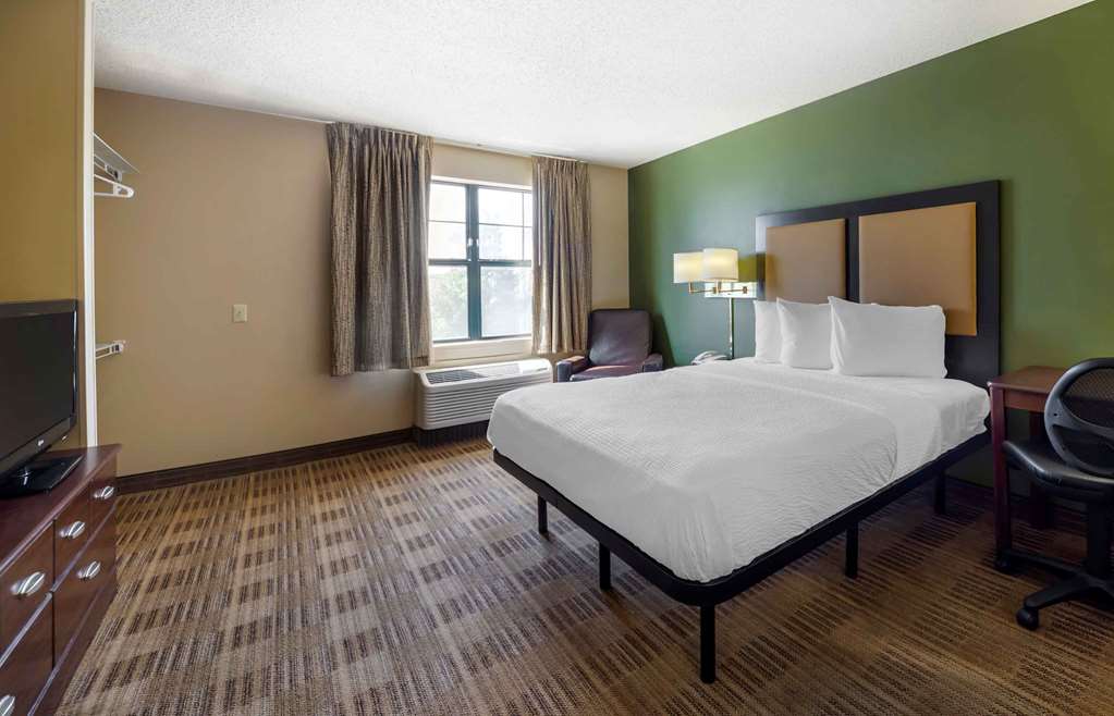 Extended Stay America Suites- Oklahoma City - NW Expressway photo 2
