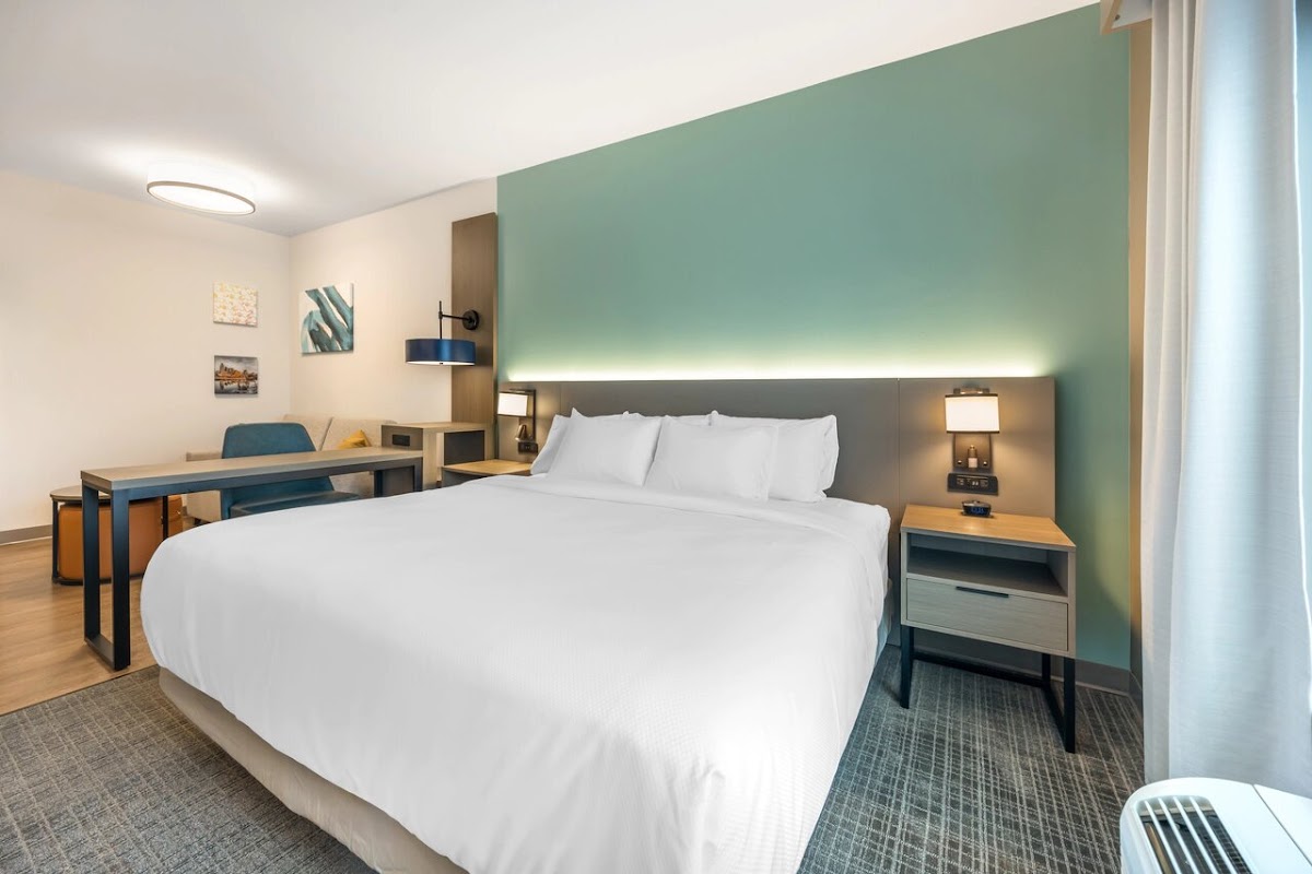 Comfort Inn & Suites Nashville - Bellevue Area photo 2