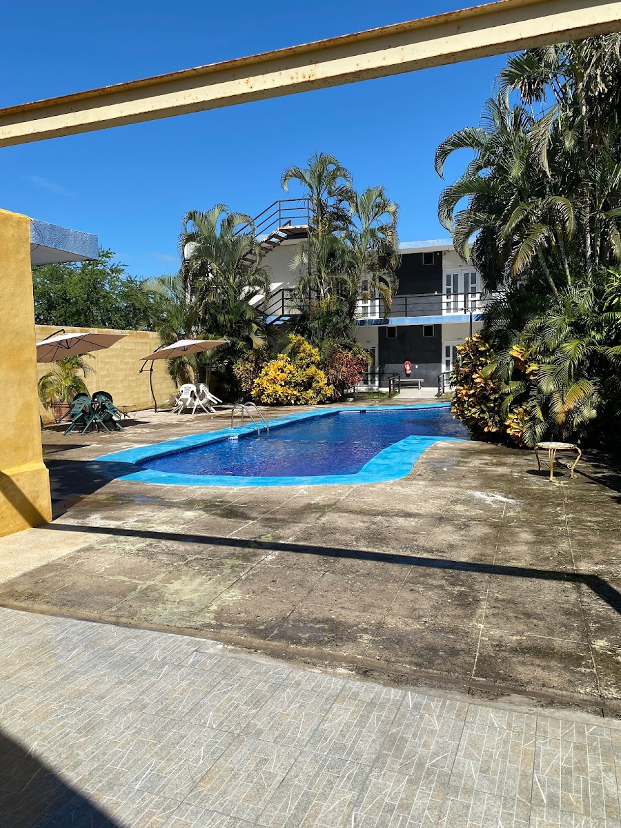 Hotel y Villas Salagua photo 2