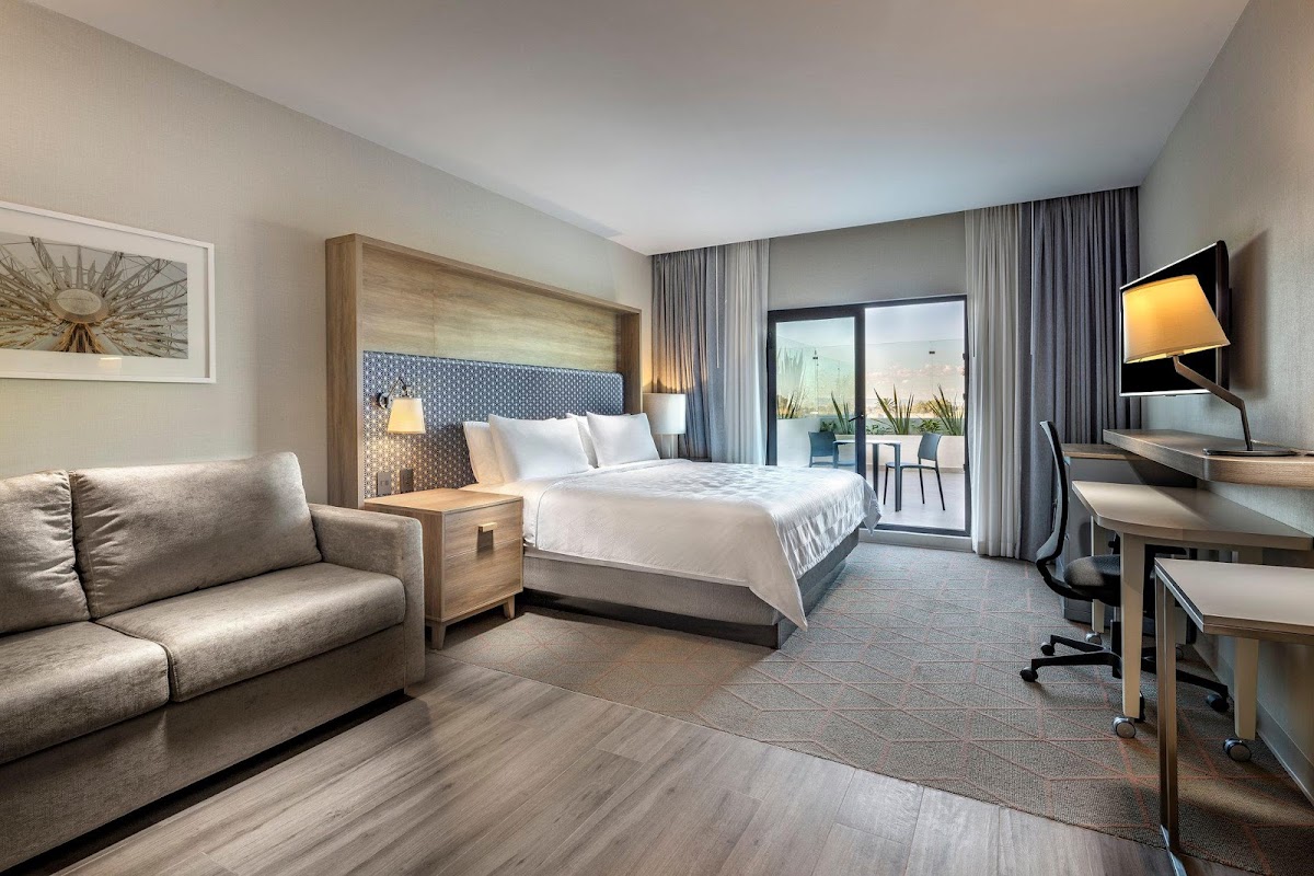 Holiday Inn & Suites Aguascalientes by IHG photo 2