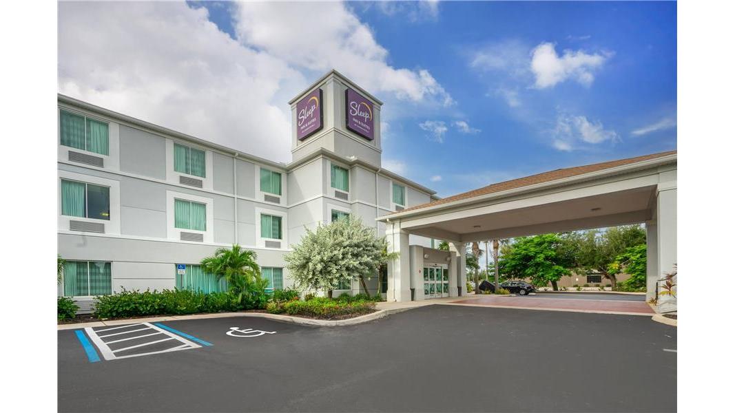 Sleep Inn & Suites Port Charlotte-Punta Gorda