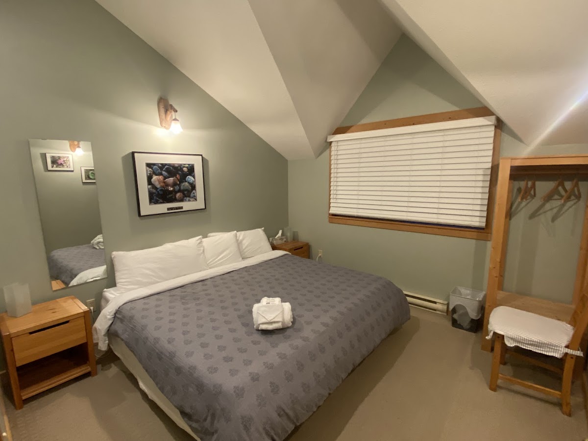 Quatsino Lodge photo 2