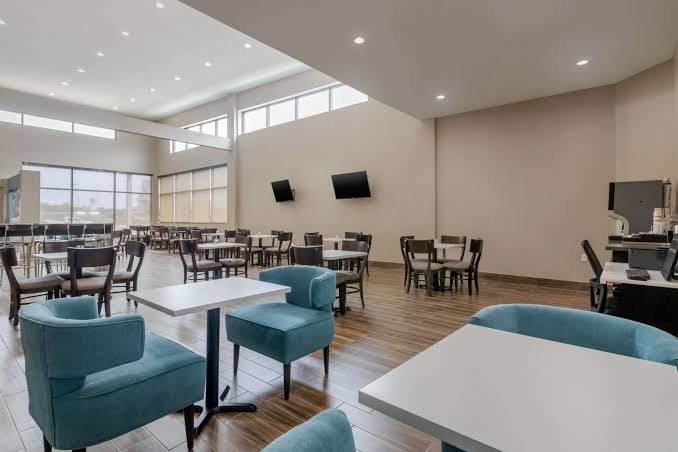 MainStay Suites photo 3