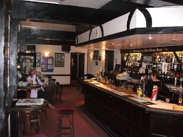 Three Tuns Hotel photo 2