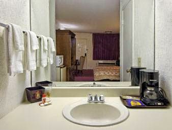 Navasota Inn photo 3