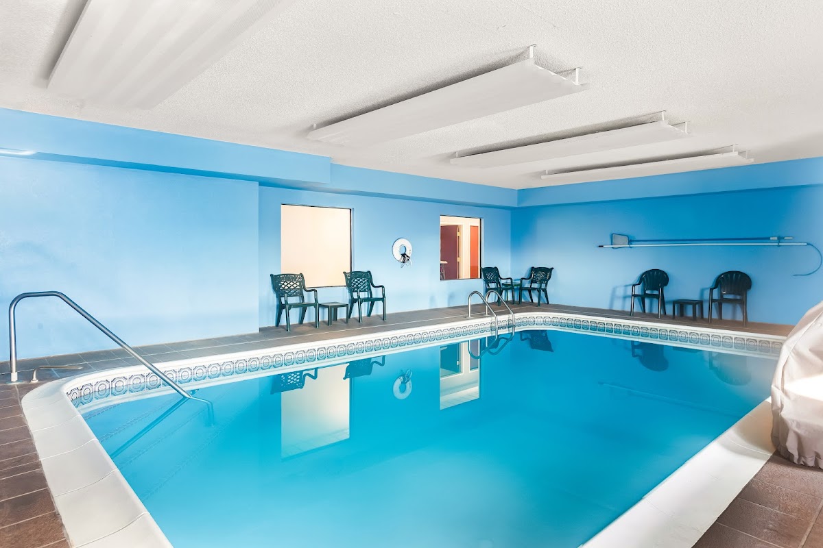 Quality Inn & Suites Niles photo 3