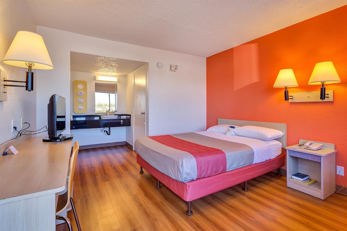 Motel 6 Vallejo, CA - Six Flags West photo 2