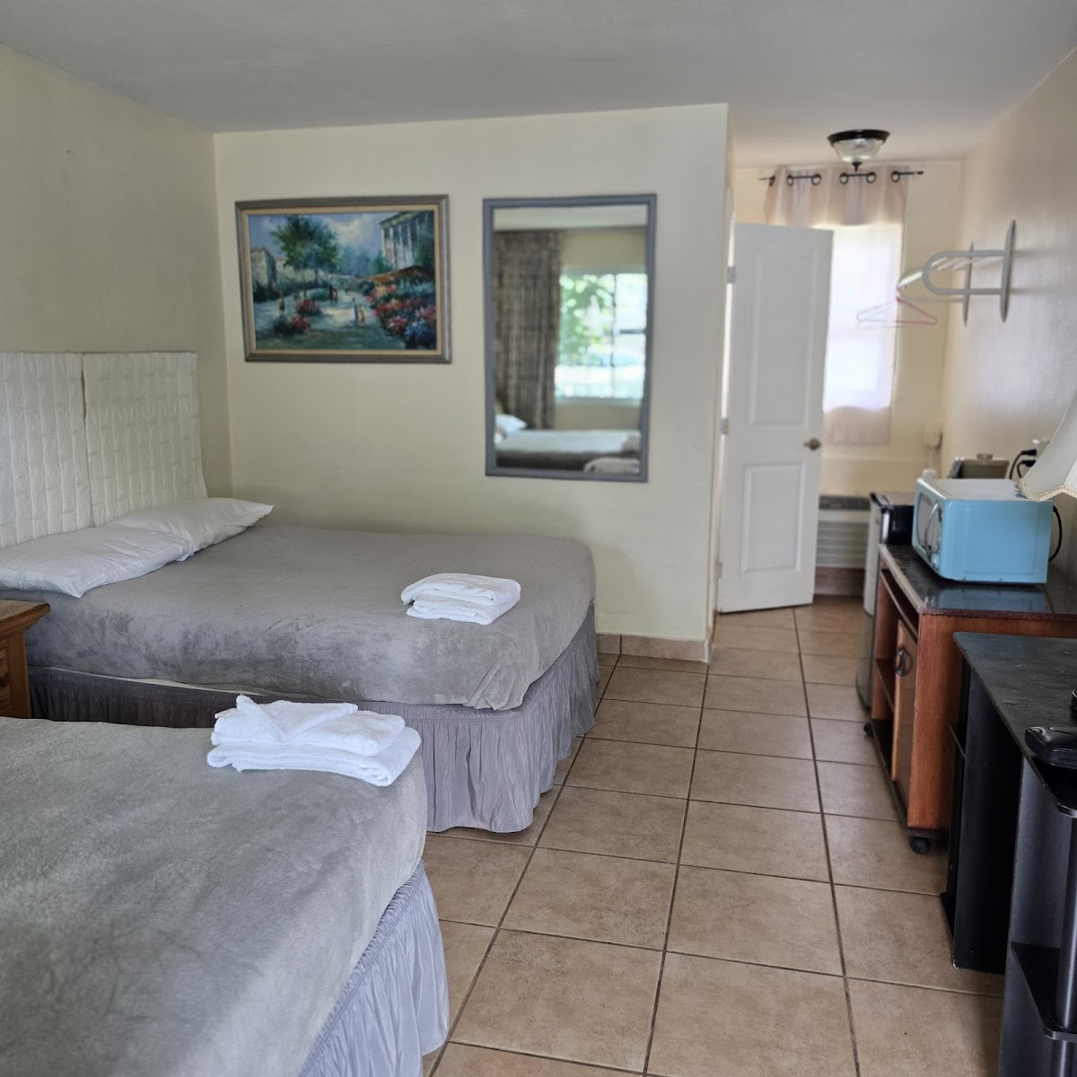 Conty's Motel