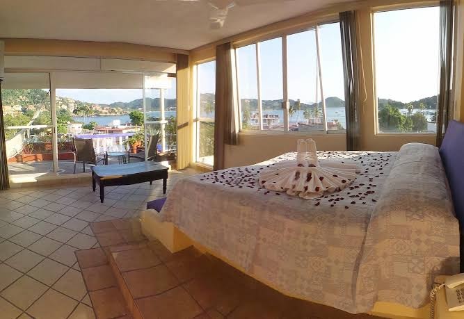 Hotel Zihuatanejo Centro photo 2