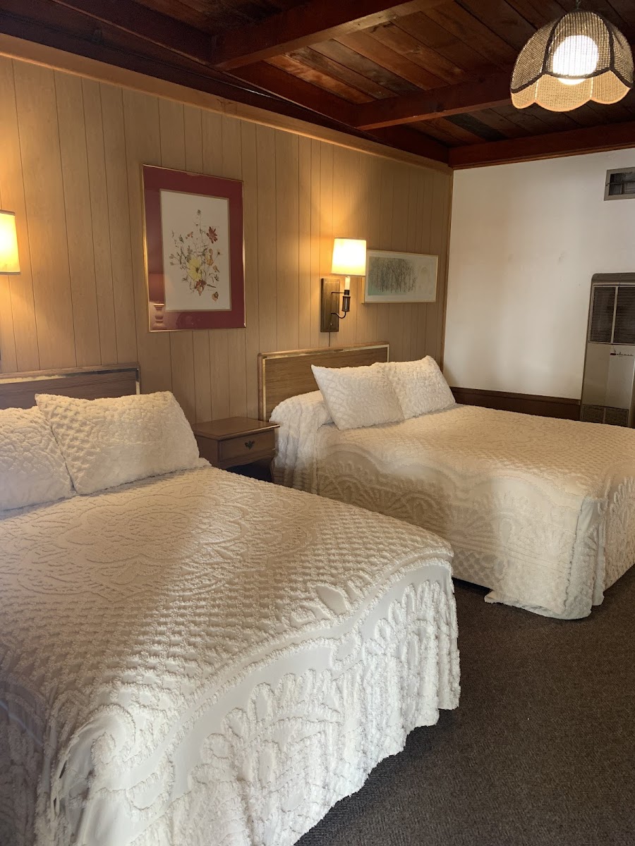 Patrick Creek Historic Lodge photo 2