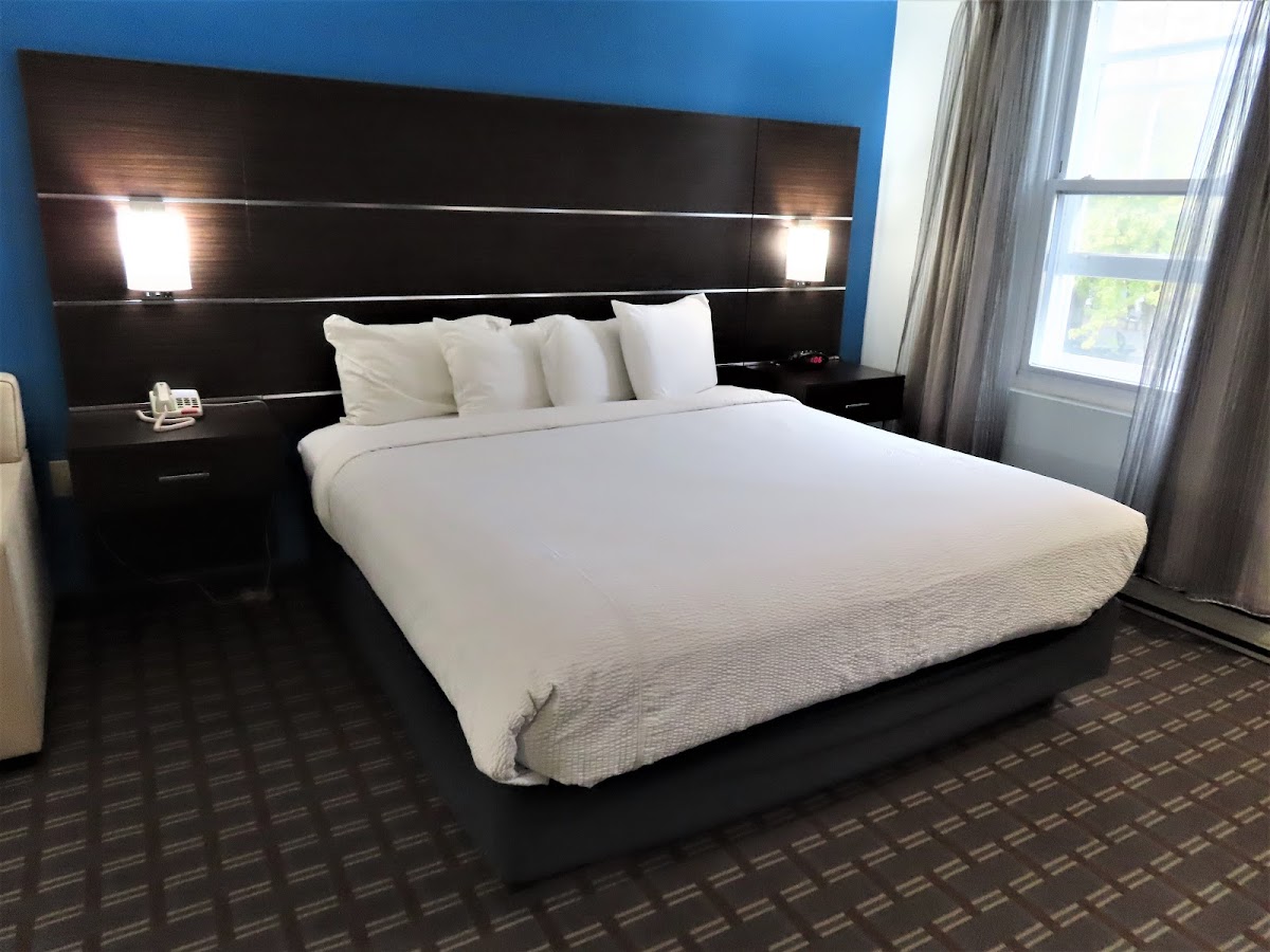 Hotel in Hudson New York | St Charles Hotel photo 2