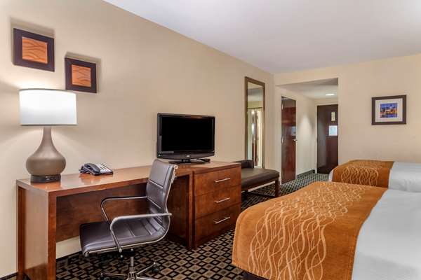 Comfort Inn & Suites Athens North photo 2