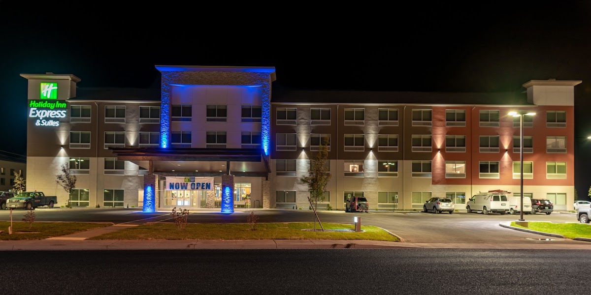 Holiday Inn Express & Suites Moses Lake by IHG