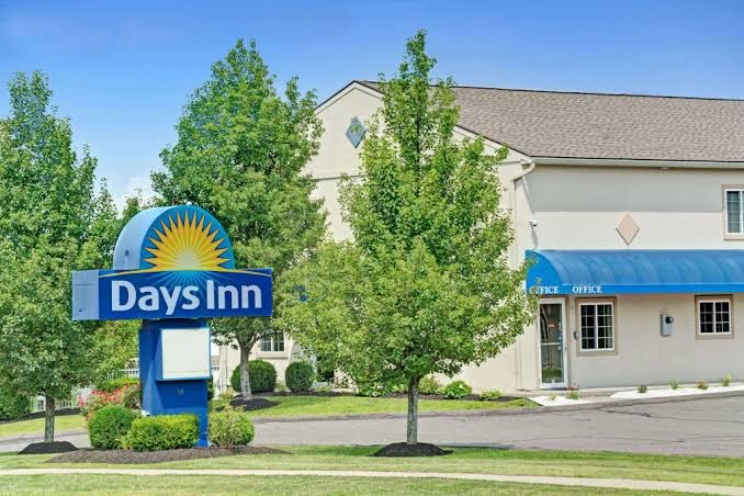 Econo Lodge - Bethel/Danbury