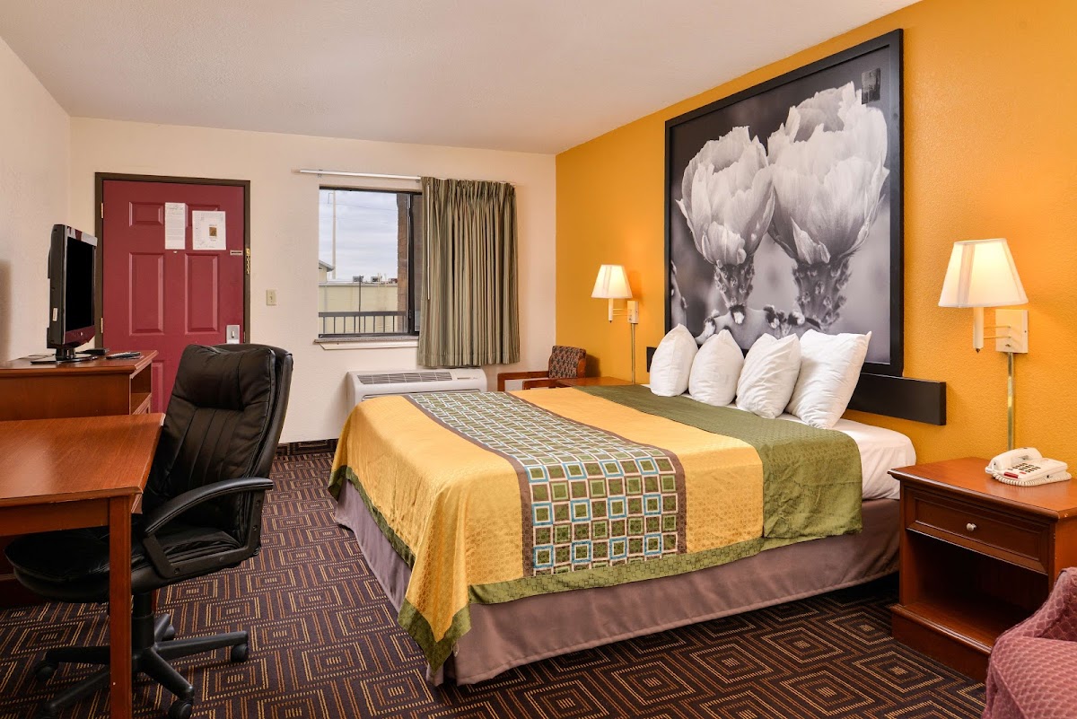 Americas Best Value Inn Seguin photo 2
