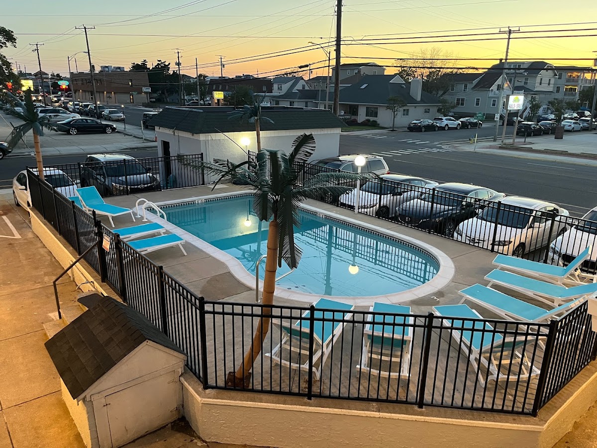 Brooklyn Beach Club photo 3