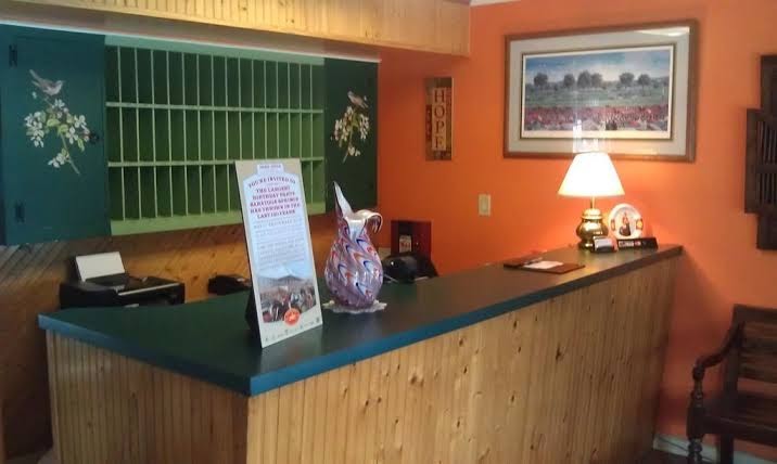 Community Court Motel photo 2